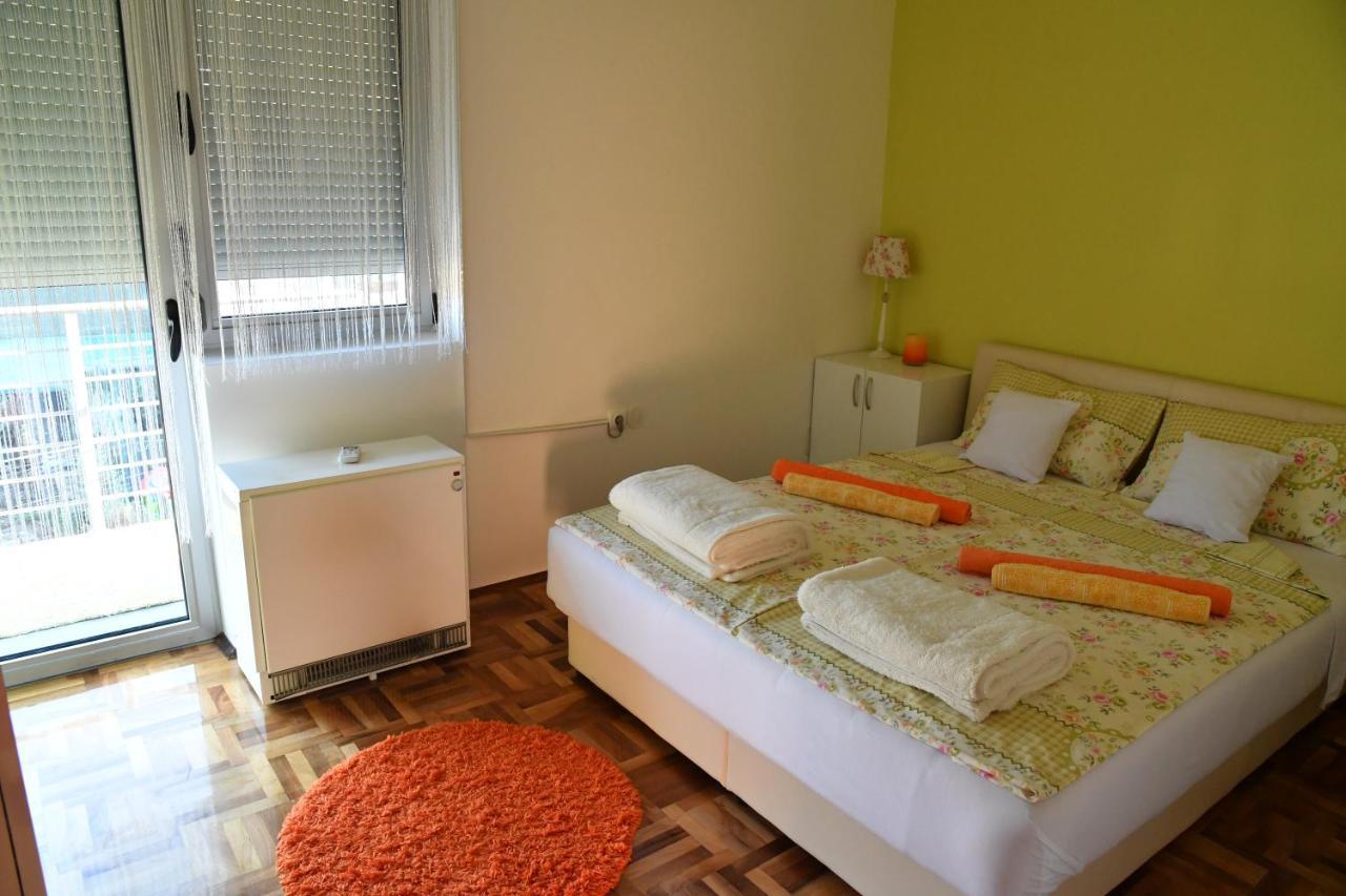 Kafa Sa Slavujima Free Parking Apartment Nis Exterior photo